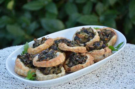 Tartelettes feuilletées de fricassée de cèpes à l’ail