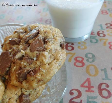 Cookies aux flocons d'avoine, coco et chocolat au lait