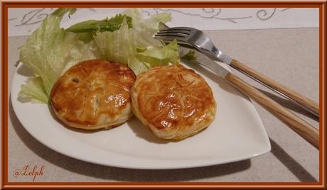 Tourtes feuilletées aux pommes de terre et mousserons 