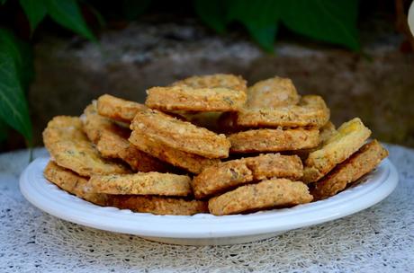 Biscuits apéritifs aux herbes de Provence