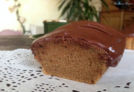 Petits Cakes au Café glacés au chocolat