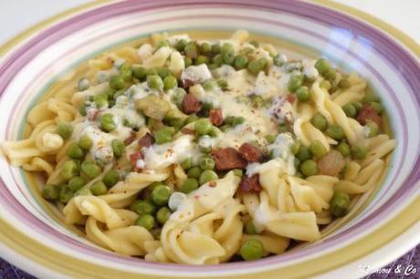 Fusilli maison au piment d’Espelette et sauce basque