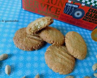 Biscuits à l'amande et cardamome