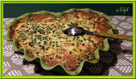 Clafoutis au saumon, courgettes et petits pois