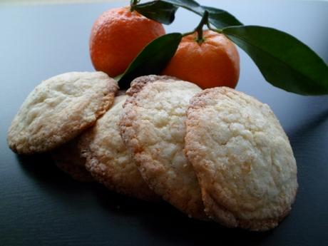 Biscuit sucré, noisette, clémentine