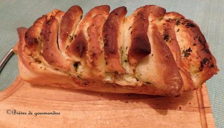 Pull apart bread persillé au Cantal entre-deux {Pain à effeuiller}