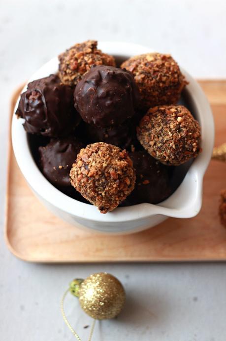 Truffes au chocolat et pralin de cacahuètes