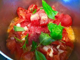 Velouté de Tomates et Basilic