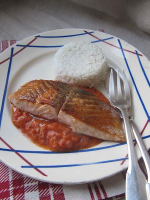 Saumon à la concassée de tomates