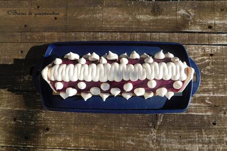 Buche de Noël cassis, vanille et cardamome