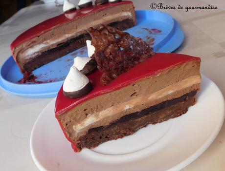 Entremets chocolat, cerise et panacotta vanille {Sans oeufs}