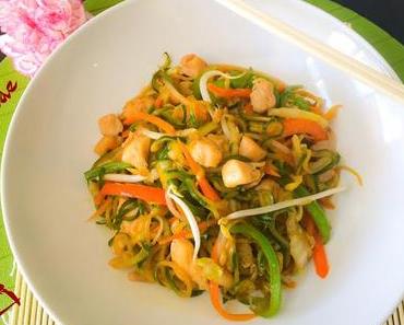 Zoodle "Lo Mein" au Poulet Spaghetti de Courgette Asiatique