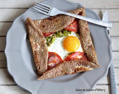 Galette de sarrasin au chorizo, poivron, oeuf et emmental / Chorizo, green pepper, egg and cheese buckwheat crepe