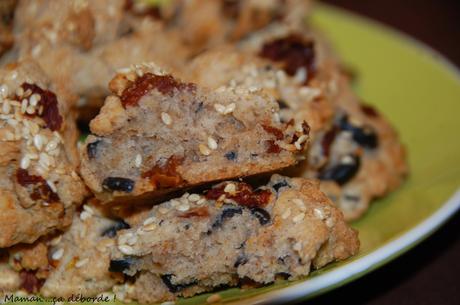 Cookies au sarrazin, olives noires et tomates sechées