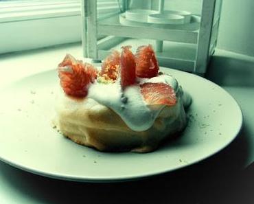 Pavlova au Pomélo rouge. [Bataille Food #31]