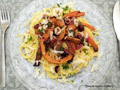 Spaghettis au potimarron roti, nuance de noisettes, bacon et fromage de brebis / Pasta with roasted squash, hazelnut, bacon and sheep cheese