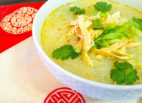 Pho Ga Soupe de Poulet aux Nouilles à  la Vietnamienne