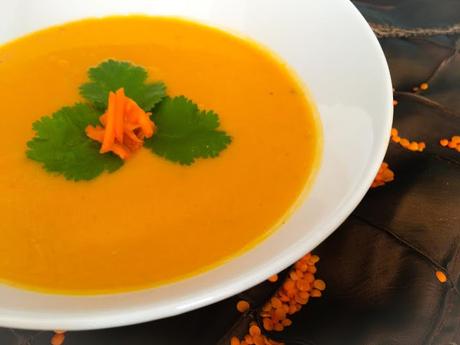 Velouté Carottes-Lentilles Corail Parfumé au Cumin et à la Coriandre.