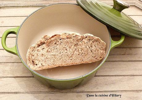 Pain cocotte aux céréales / Cereal bread in cocotte