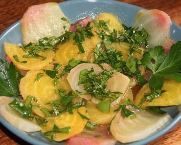 PETALES DE BETTERAVES CRAPAUDINES A LA SAUCE VANILLEE