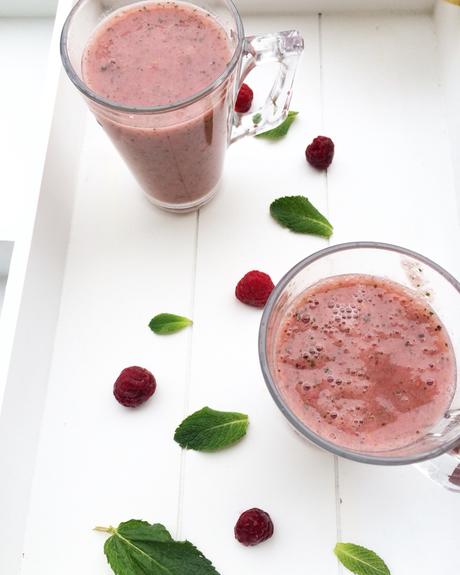 Smoothie Banane, Framboise, Kiwi et Menthe