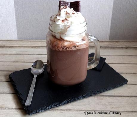 Chocolat chaud gourmand à la menthe (façon After Eight) / Yummy mint hot chocolate (After Eight style)