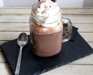 Chocolat chaud gourmand à la menthe (façon After Eight) / Yummy mint hot chocolate (After Eight style)