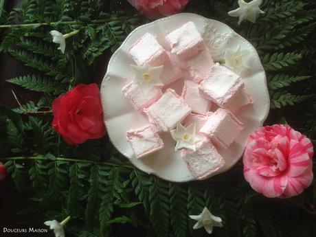 Guimauves à la Rose et Miel de Fleurs dans MIGNARDISES rose-1