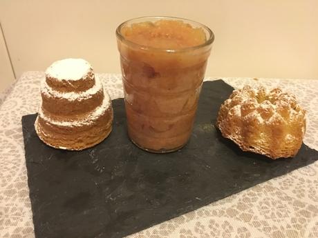 Mes petits gâteaux au citron servis avec une compote