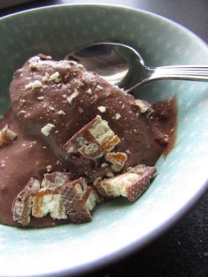 Glace rugissante au chocolat.