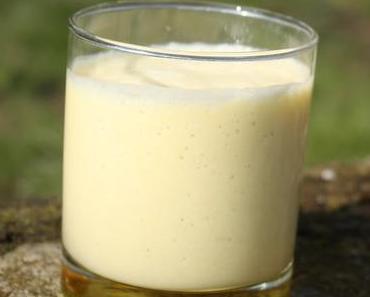 Smoothie jaune exotique
