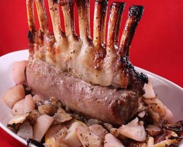 Carré d'agneau sur aubergine et topinambours