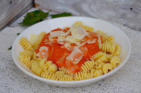 Radiatori sauce tomates/poivrons