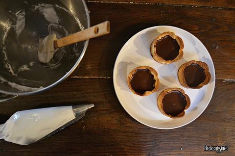 Tartelettes chocolat praliné meringuées