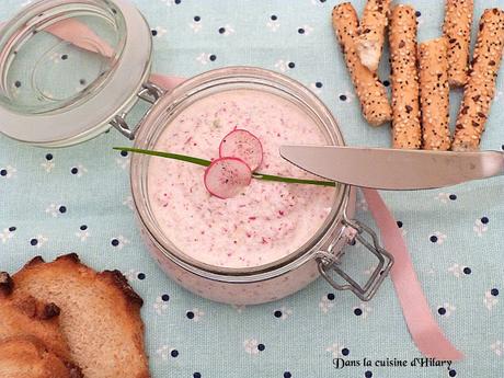 Dip printannier aux radis et yaourt à la Grecque / Spring radish and Greek yogurt dip