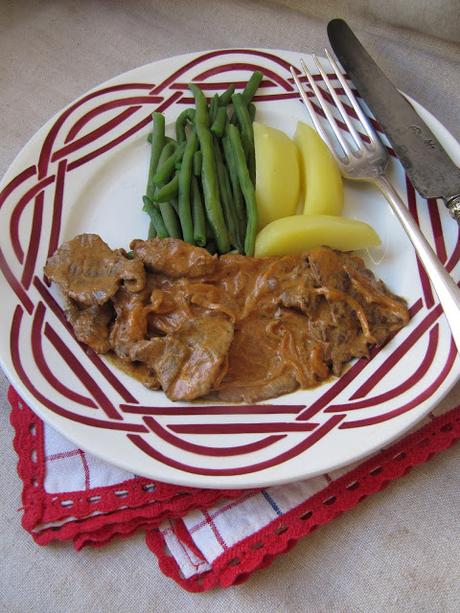 Boeuf Stroganov minute