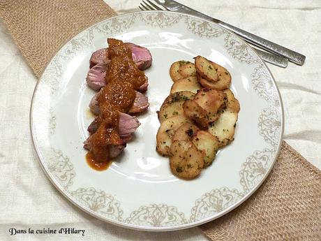 Magret de canard et sa sauce rhubarbe / Duck breast and its rhubarb sauce