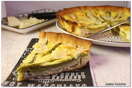 Tarte aux asperges et au parmesan