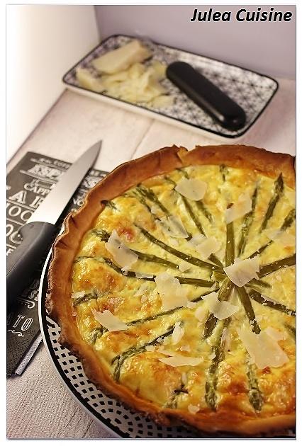 Tarte aux asperges et au parmesan