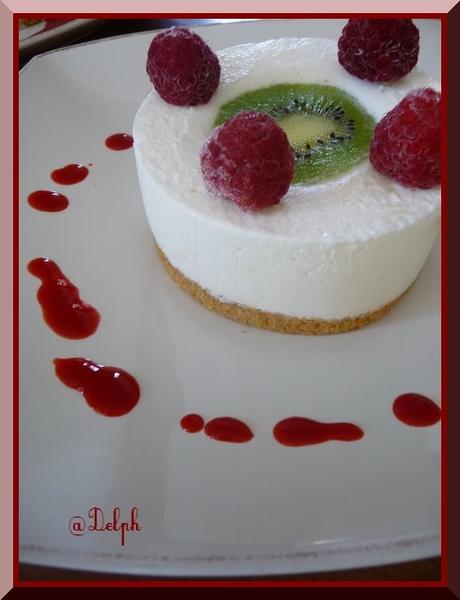 Mousse citronnée kiwi framboises