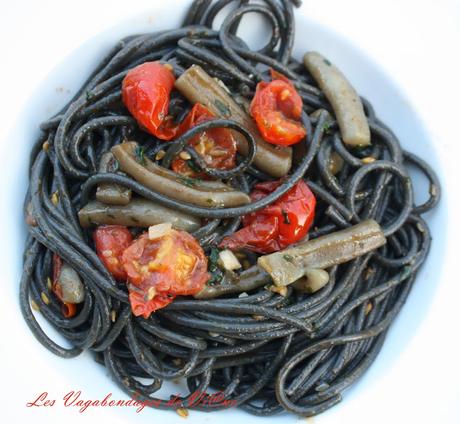 Spaghetti à l'encre de seiche et aux encornets