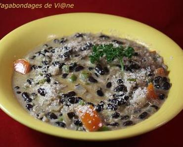 Soupe de haricots noirs et coco (Tanzanie)