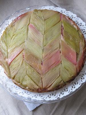 Gâteau renversé à la rhubarbe