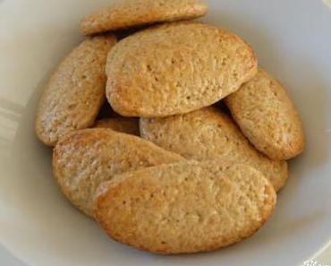 « Cailloux » à la purée d’amande et fève tonka