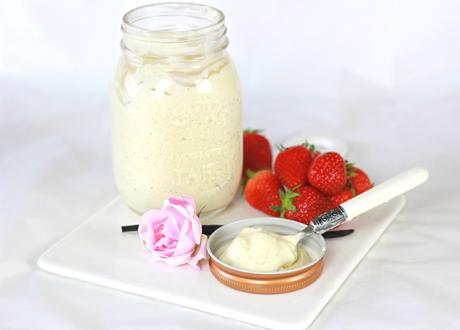 Faire sa chantilly en 2 minutes chrono avec un bocal {« in a Jar »}