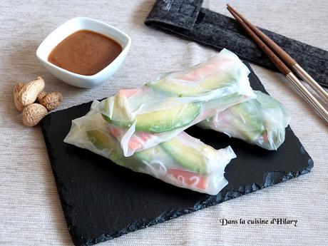 Rouleaux de printemps végétariens et sauce crémeuse aux cacahuètes / Vegan spring rolls and creamy peanut sauce