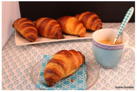 Les croissants du dimanche matin - par C. Felder