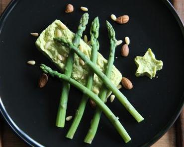 Asperges vertes au pesto d’asperges et amandes