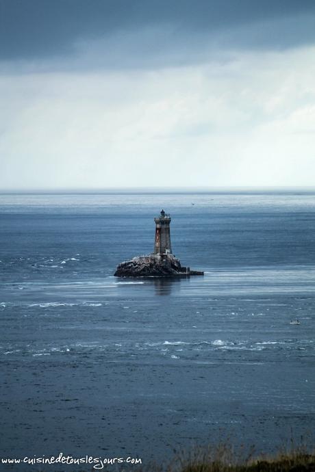 Pointe du raz - Phare de la Vieille -©www.cuisinedetouslesjours.com