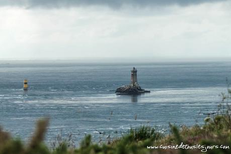 Pointe du raz - Phare de la Vieille -©www.cuisinedetouslesjours.com